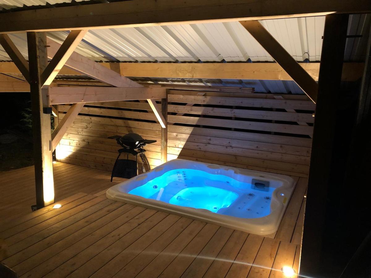 Chalet Du Fayard - Jacuzzi Avec Vue Et Detente En Pleine Nature Belfahy Ngoại thất bức ảnh